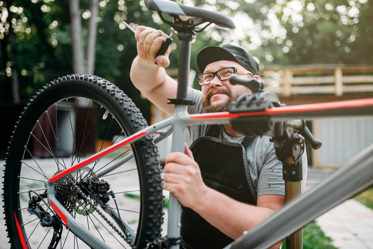 why are bike seats so uncomfortable