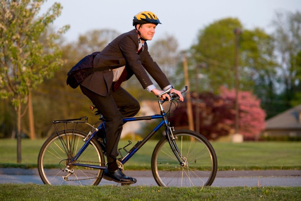 whats a hybrid bike